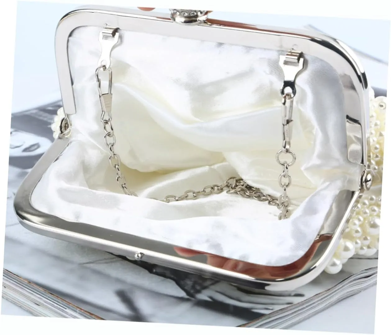 Cell Phone Holder Stand Cellphone Stand Gorgeous Picnic Basket with Lid Cellphone Mount Women Tote