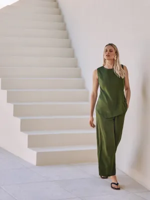 Linen Asymmetric Hem Top | Green