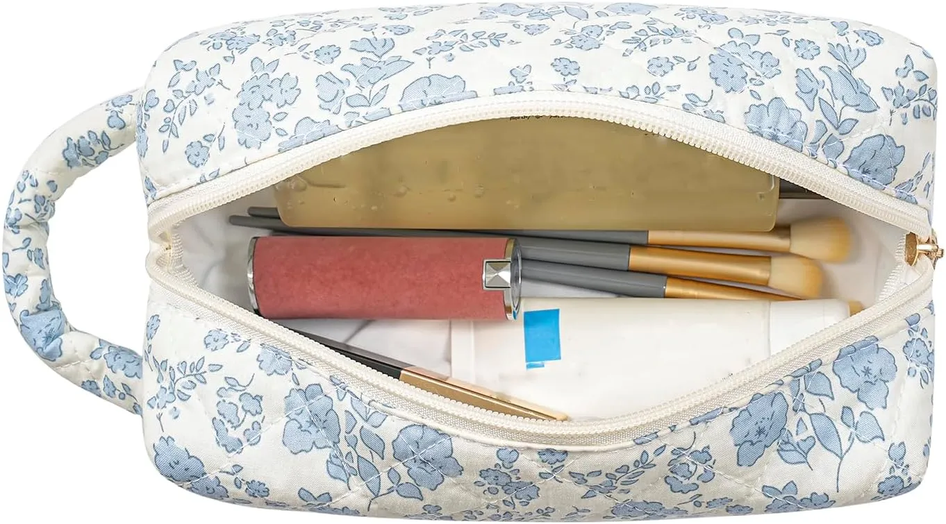 Makeup Bag Travel Cosmetic Bag for Women, Zipper Make Up Pouch, Floral Flowers Toiletry Organizer Makeup with Handle, Cosmetic Travel Cloth Bag (Blue Floral)