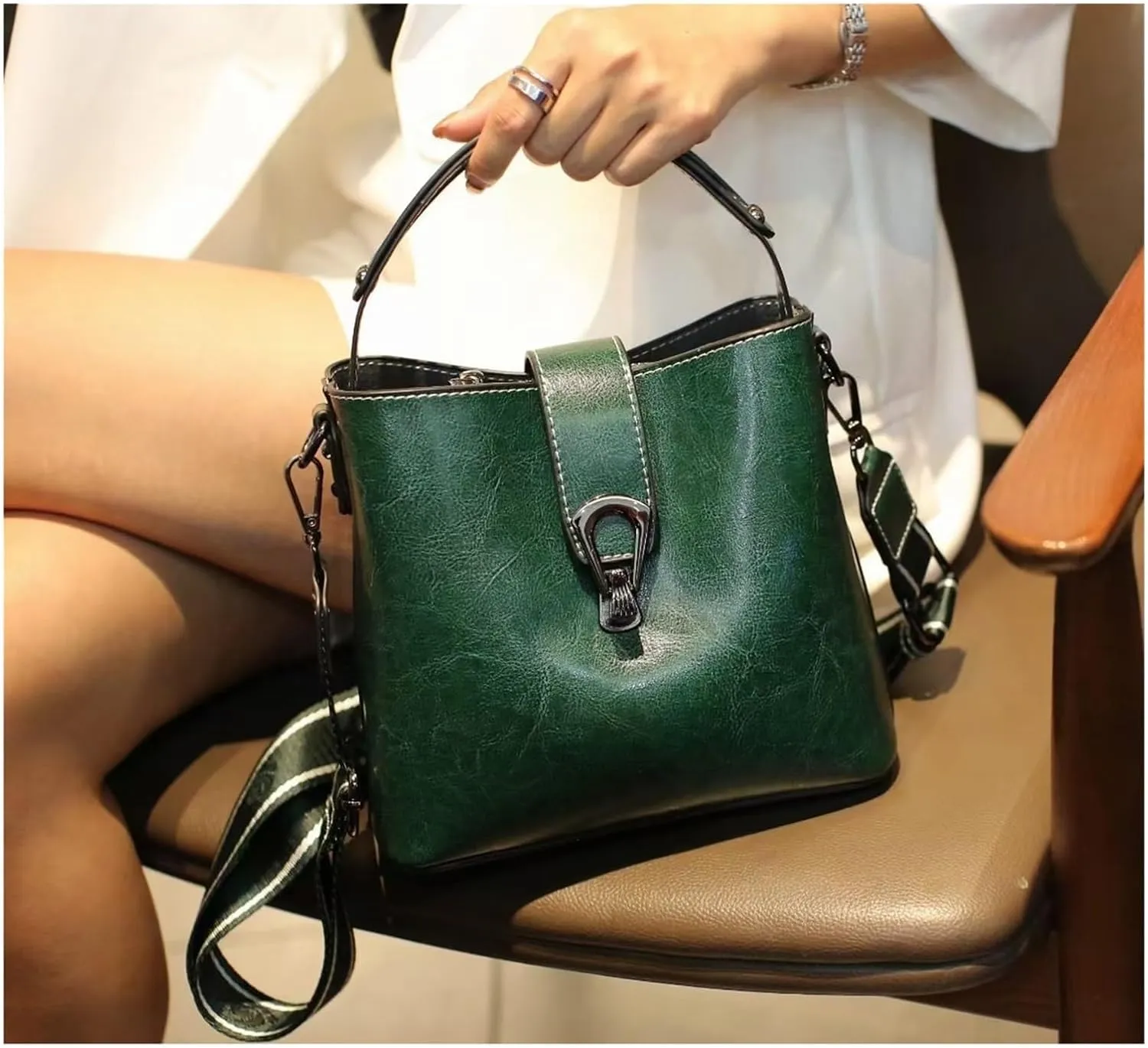Oil Wax Leather Women's Bucket Bag Casual and Simple Handbag Large Capacity Ladies Cowhide Fashionable Crossbody