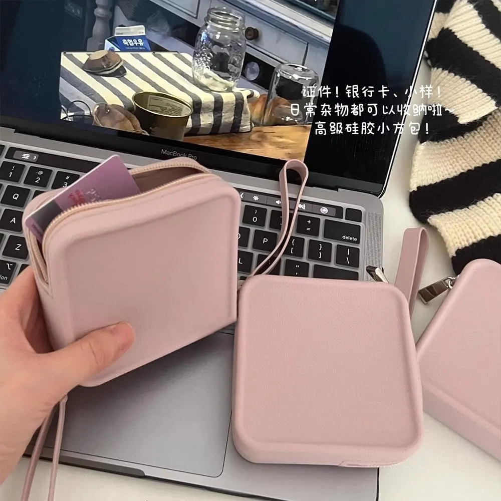 Silicone Mini Makeup Bag Pouch for Purse, Small Cosmetic Travel Bag Zipper Pouch Waterproof Cute Coin Purse Portable Makeup Storage Bag Travel Toiletry Organizers Bag for Women Girls